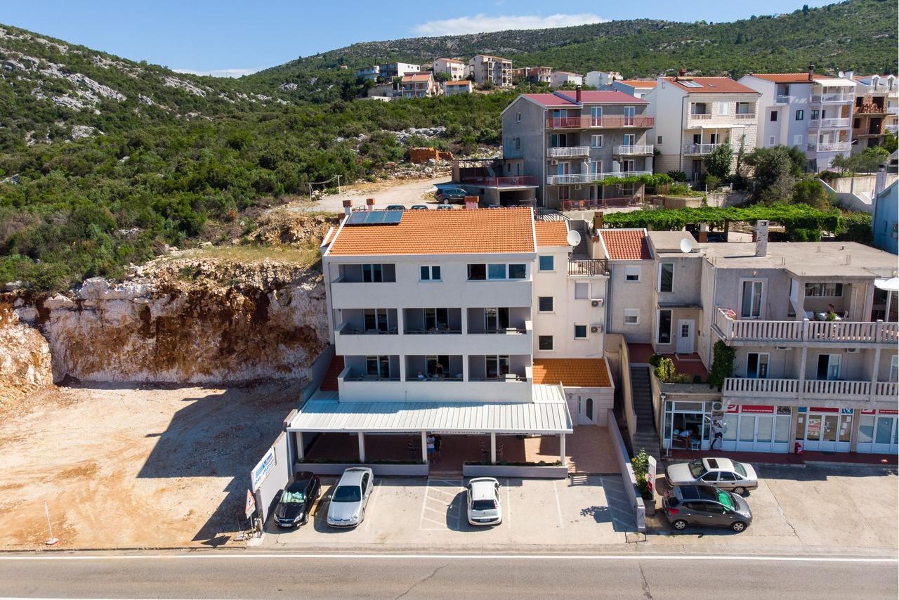 Villa Suzana Неум Екстериор снимка